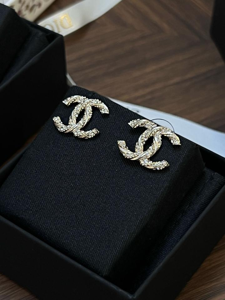Серьги Chanel в полной упаковке