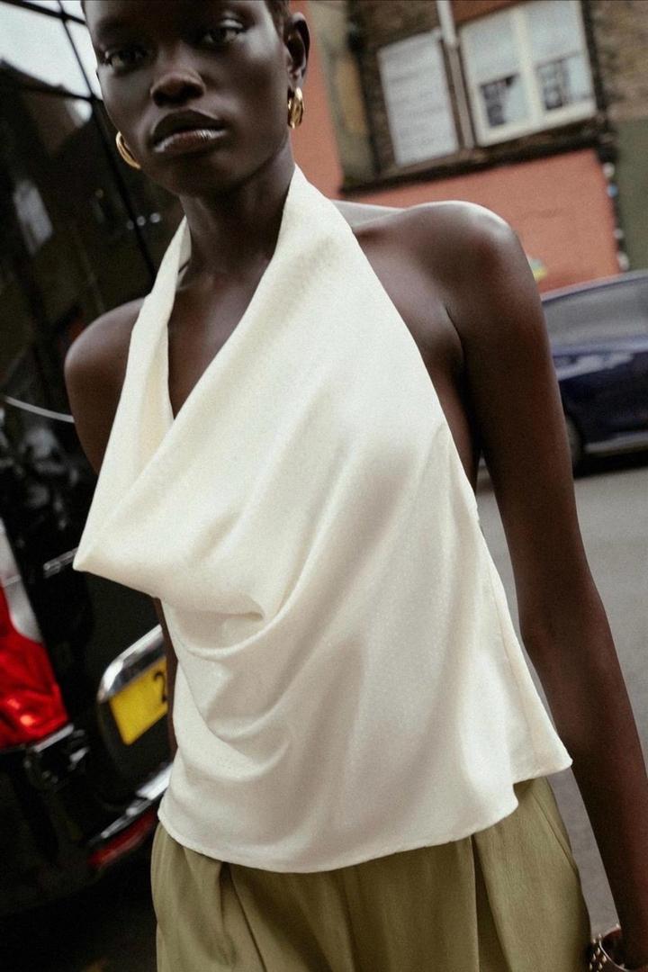 ZARA Блестящий топ с горловиной Халтер.