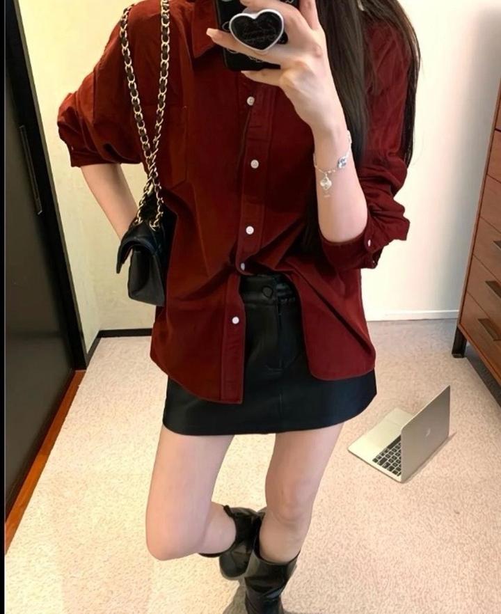 Бордовый рубашка