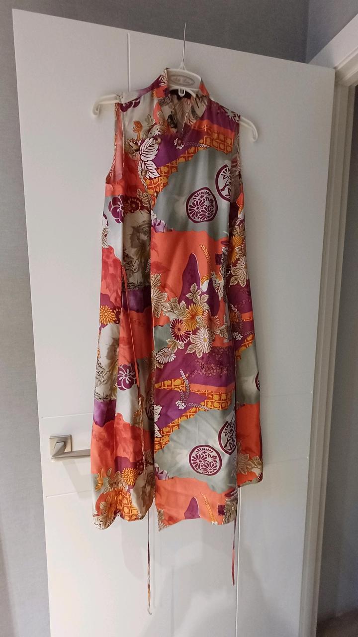 Продам платье Kenzo