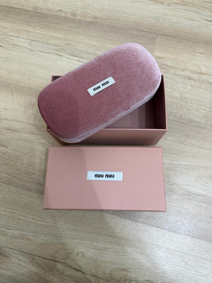Очки Miu Miu