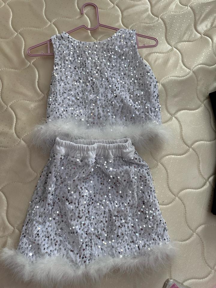 Платья на девочку