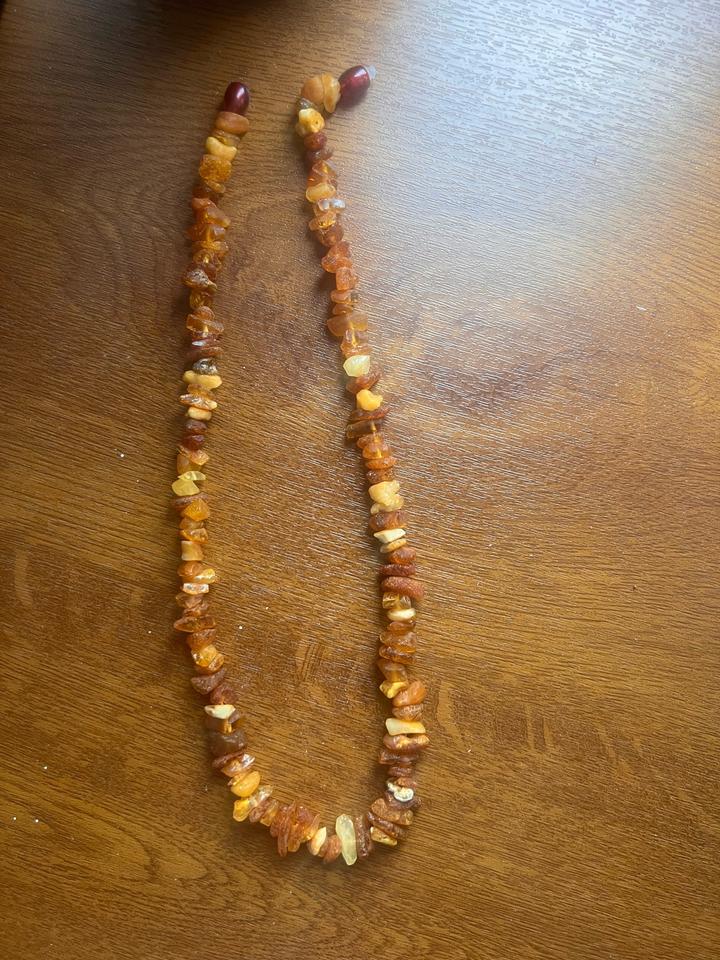 Янтарные бусы новые