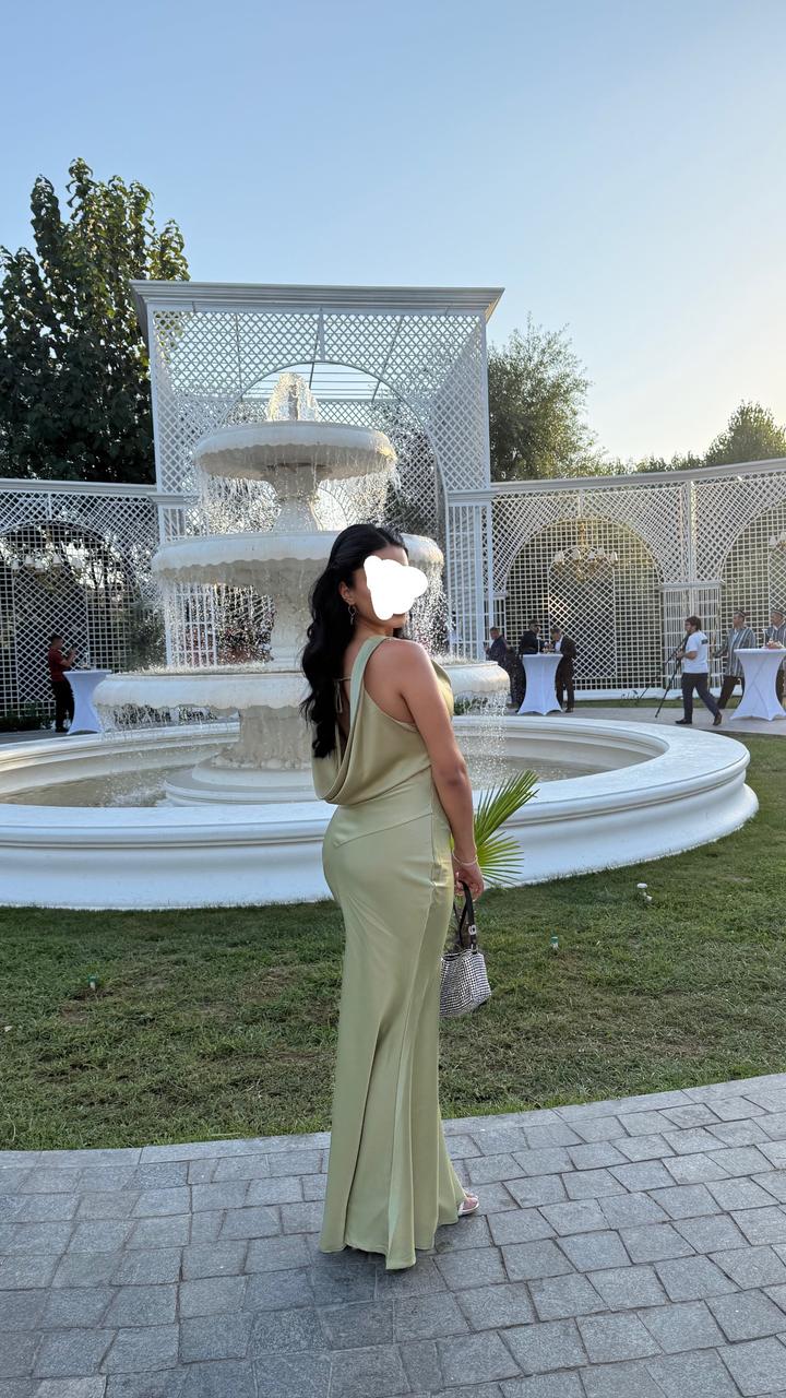 Платье от бренда Viera