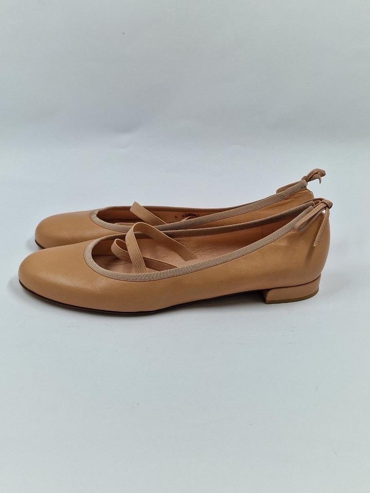 Абсолютно новые босоножки STUART WEITZMAN