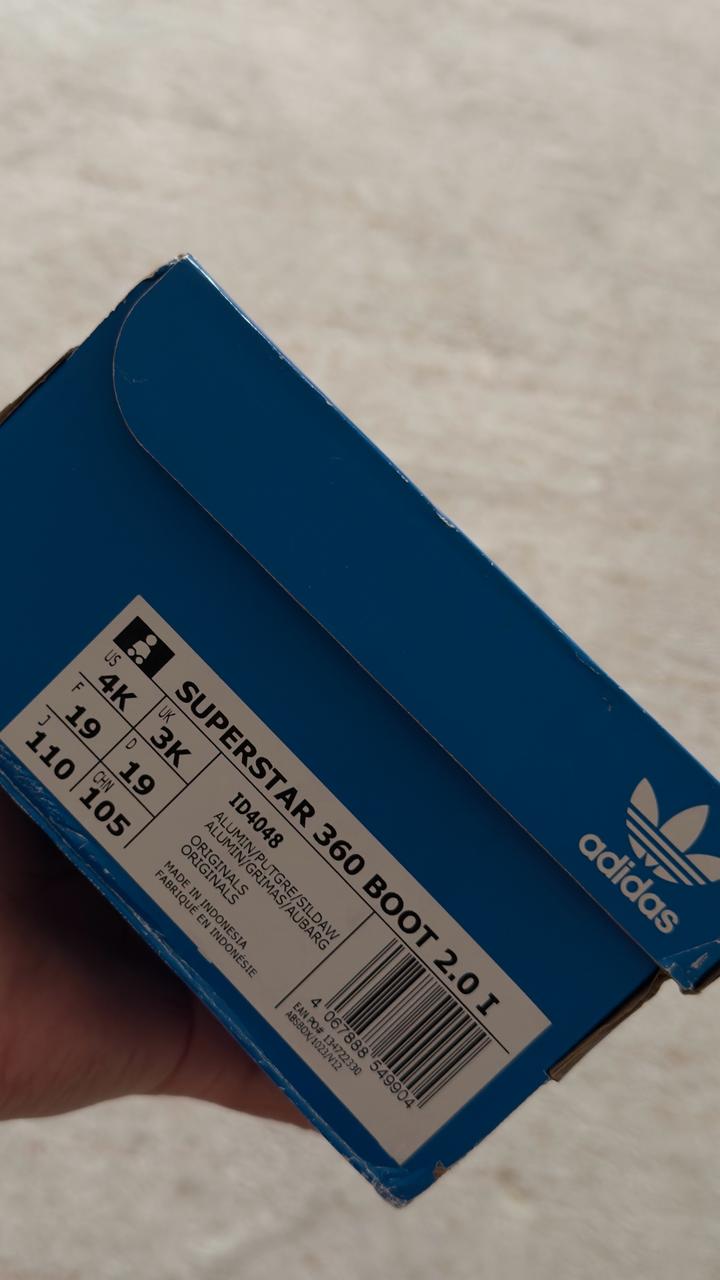 Продам детские сапоги Adidas Superstar