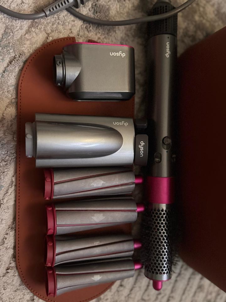 Dyson Airwrap Complete — полный комплект с кейсом