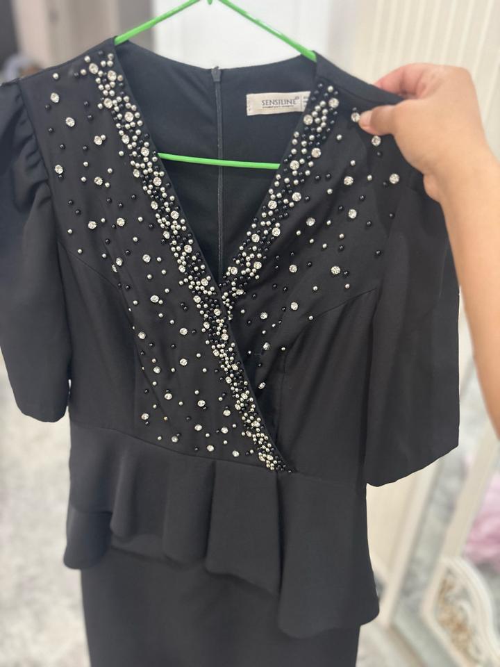 Черное платье Sensiline