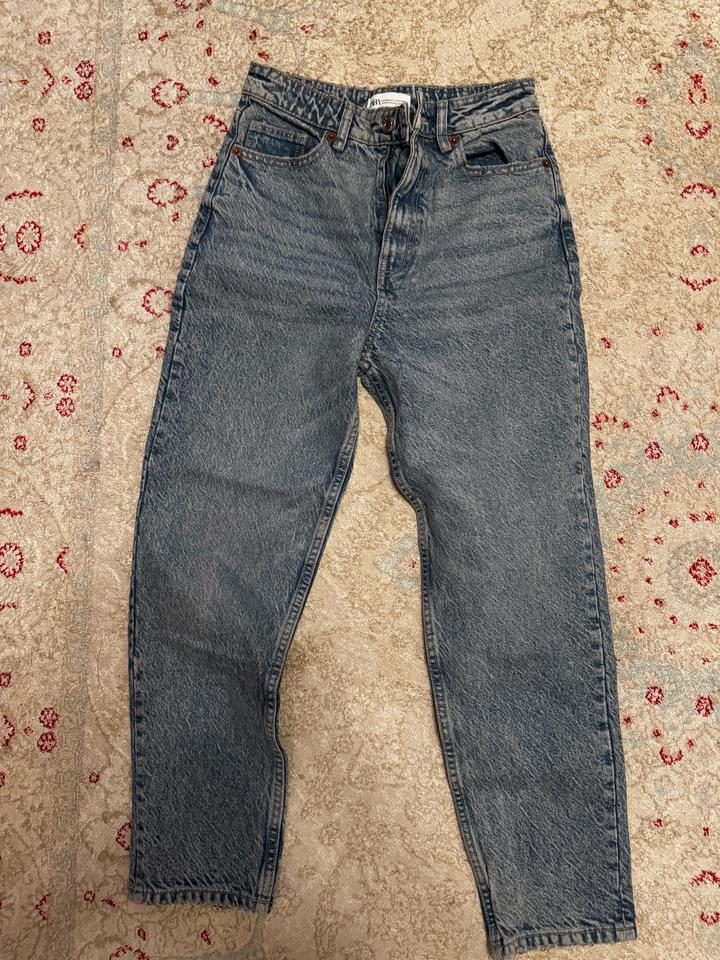 Джинсы ZARA новые