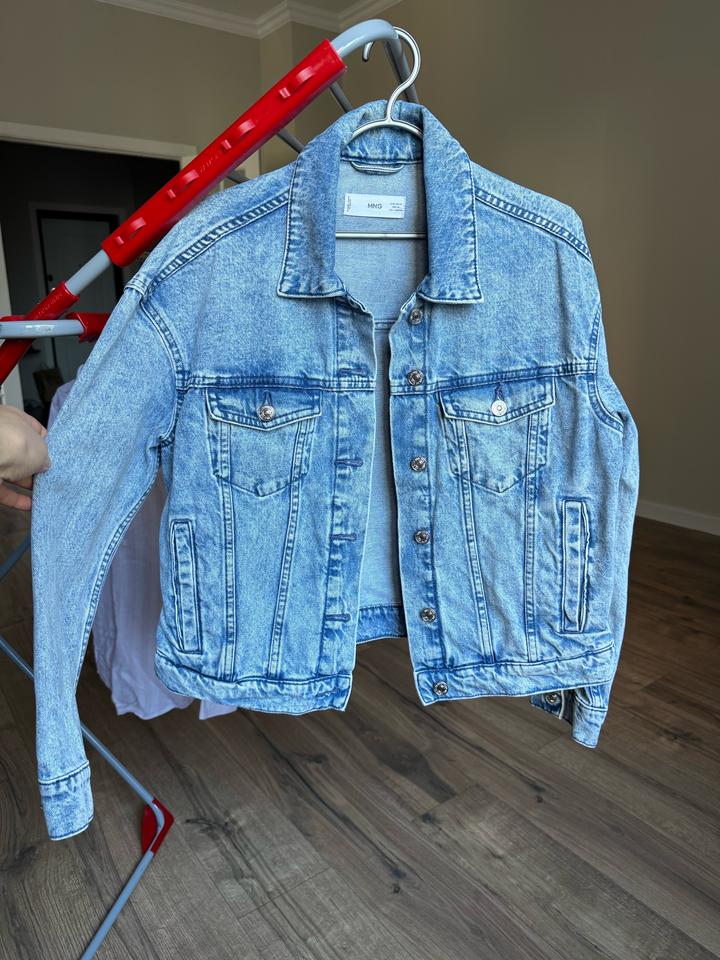 Джинсовая куртка Mango