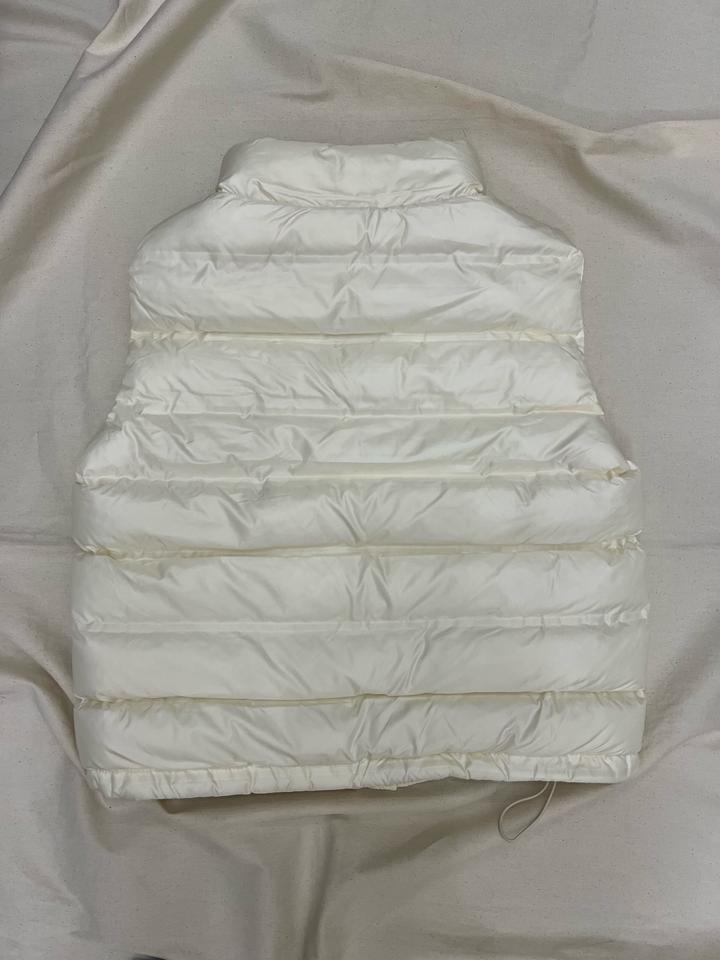 Жилетка женская новая