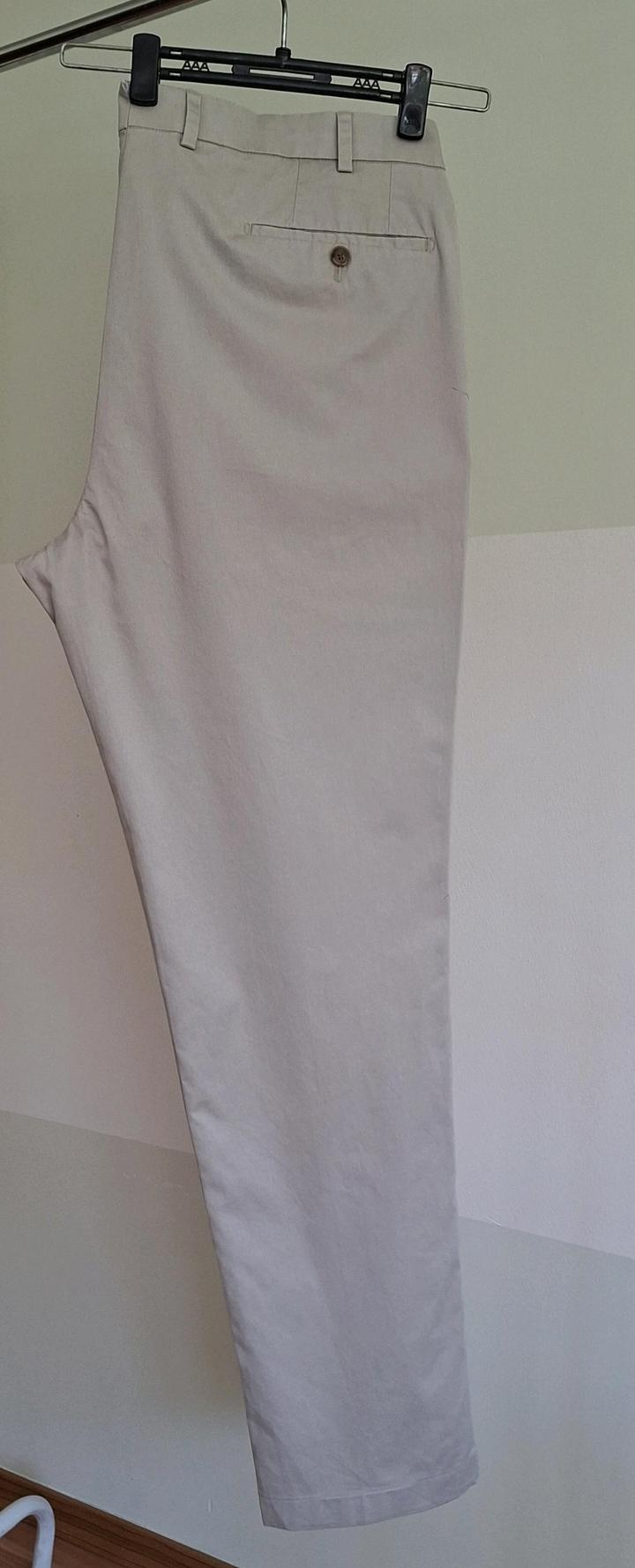 Летние слаксы от HILTL