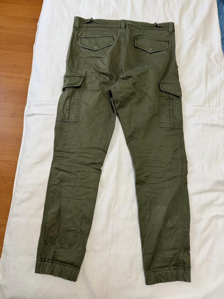 Продам мужские брюки Diesel
