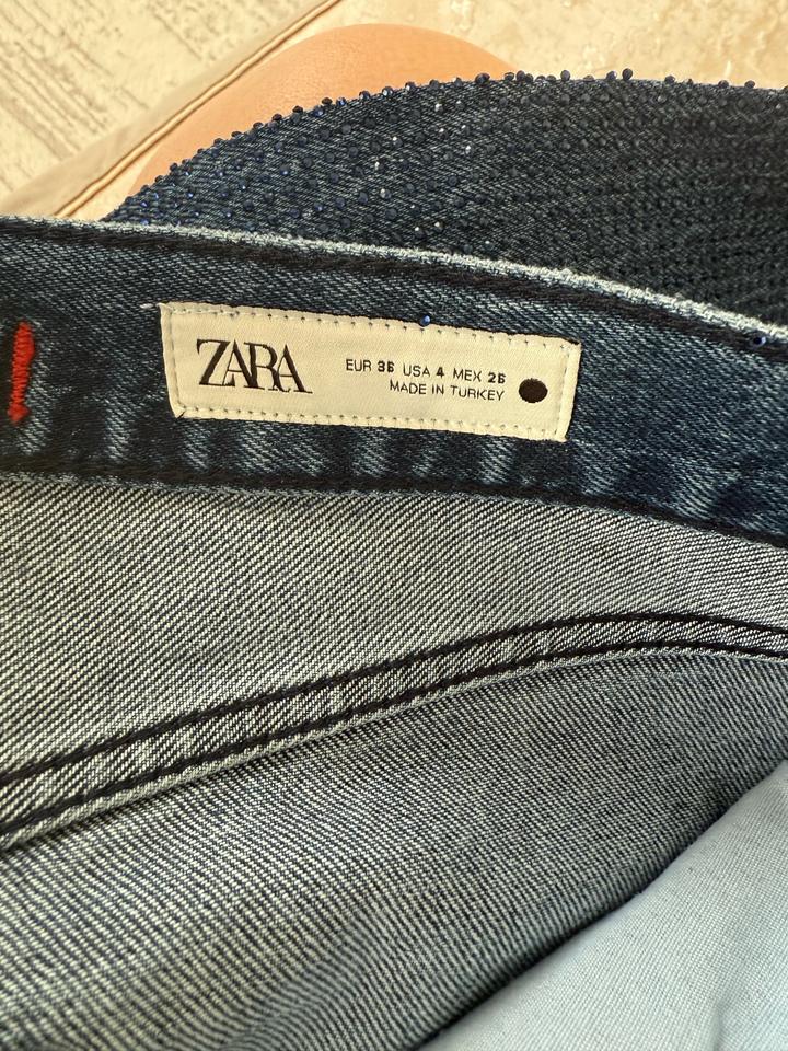 Джинсы Zara