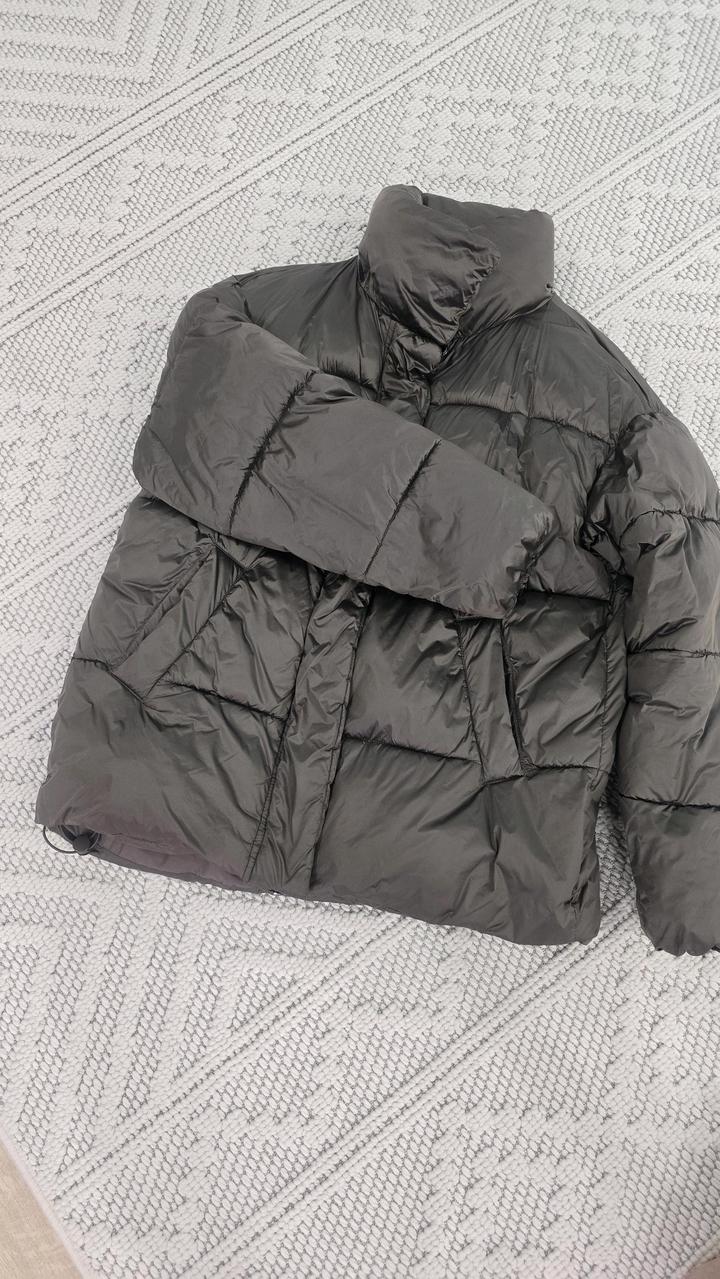 Продам куртку, цвет бронзовый