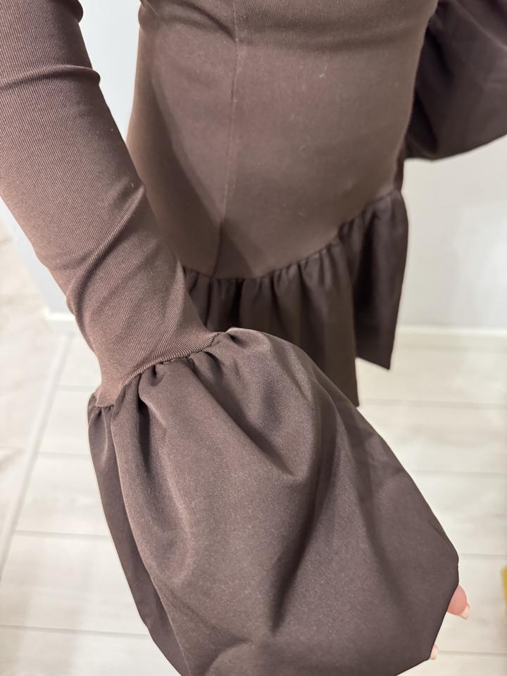 Коричневое платье, размер S.