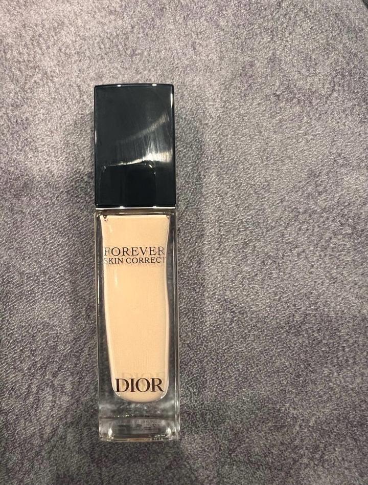 Консиллер Dior