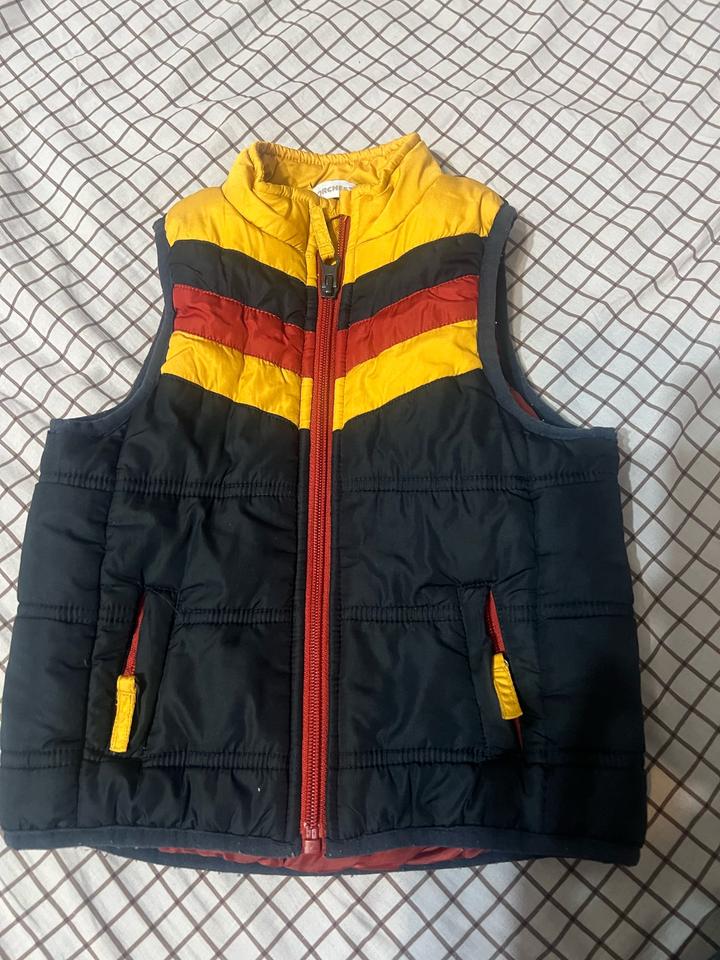 Жилетка детская