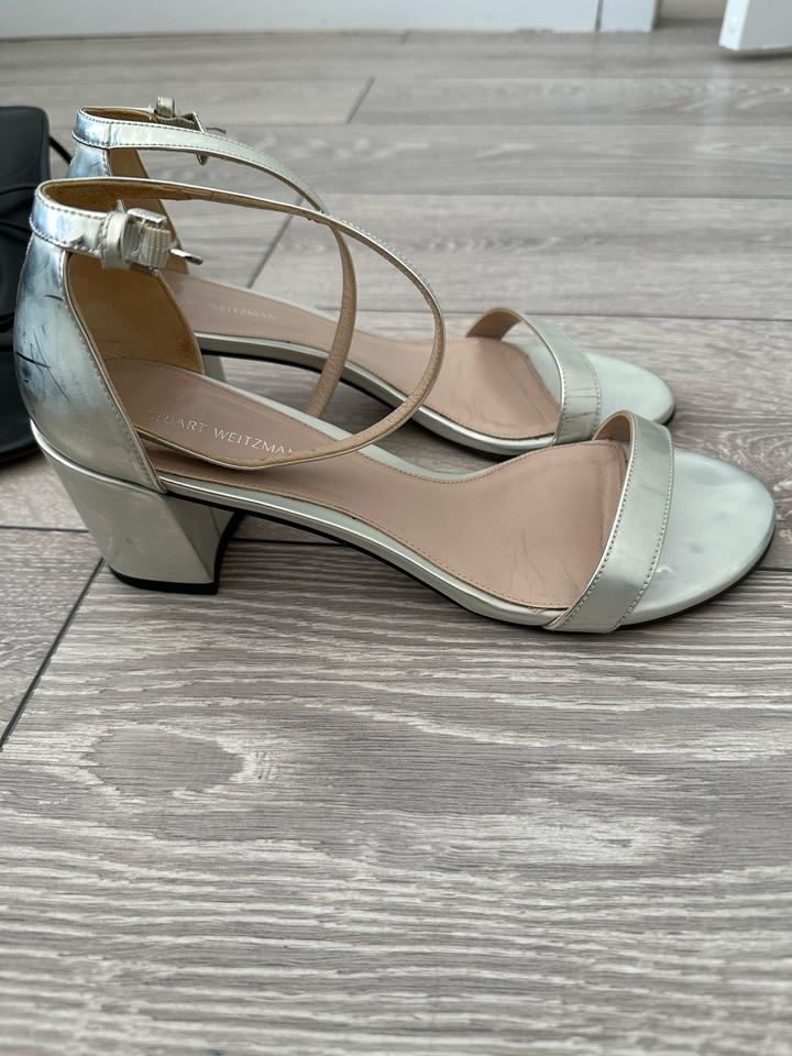 Босоножки Stuart Weitzman
