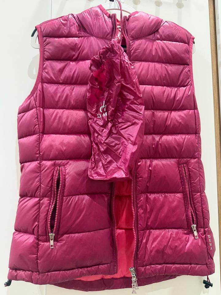 Жилетка розовая Deha