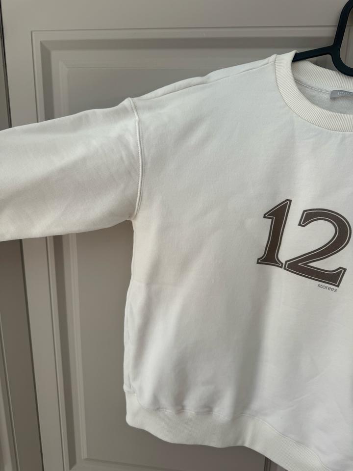 Свитшот 12 storeez
