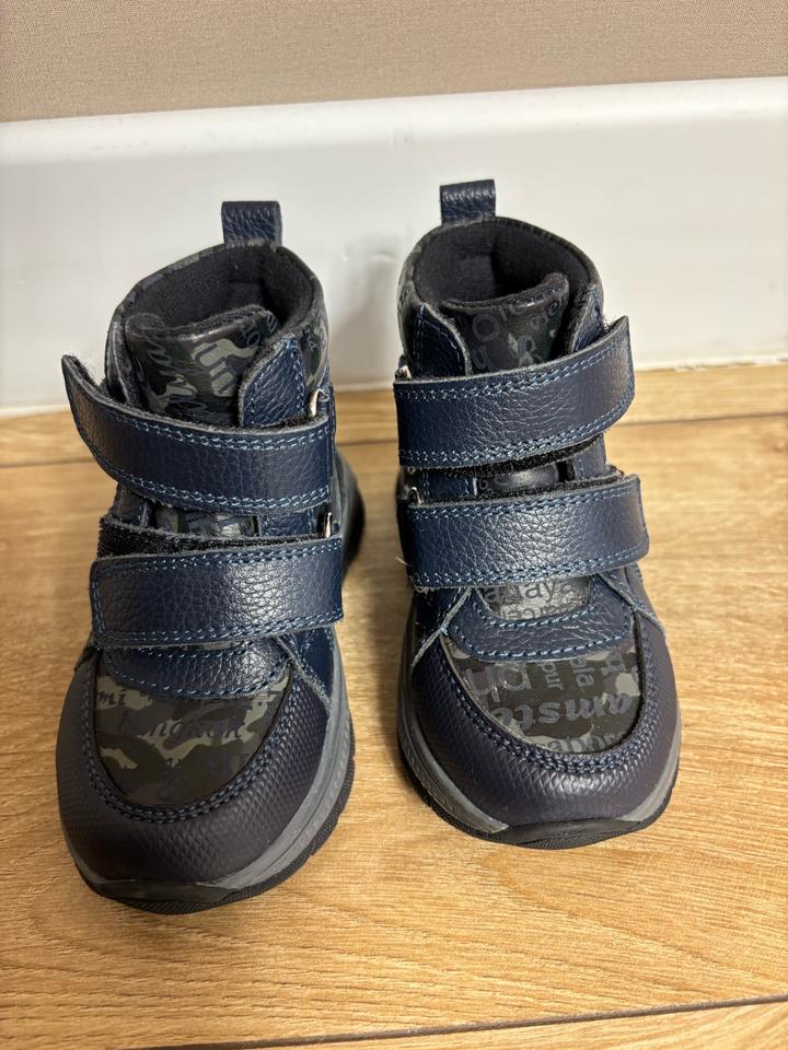 Продам детский обувь