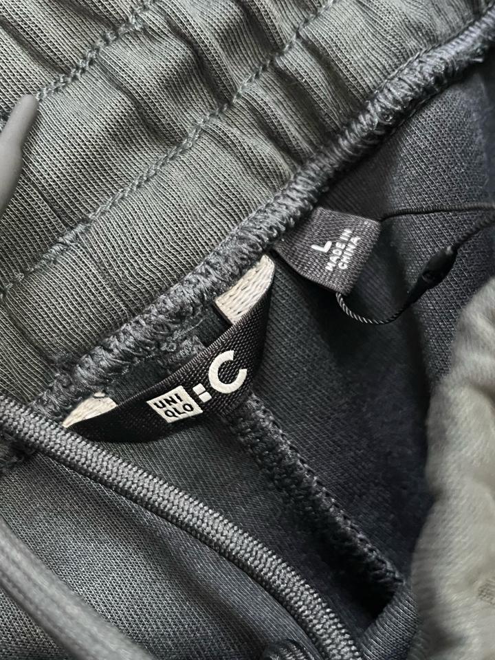 Uniqlo C sweatpants