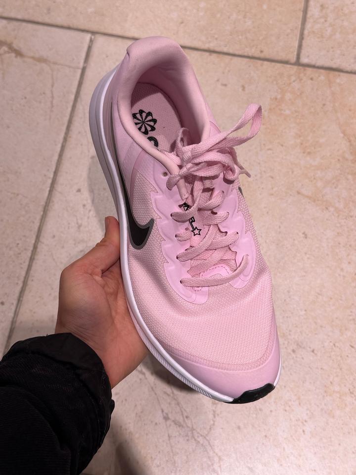 Кроссовки Nike