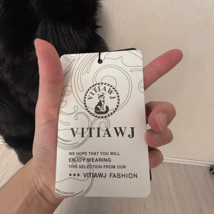 Роскошная шуба-трансформер из соболя от бренда VITIAWJ в благородном графитовом
