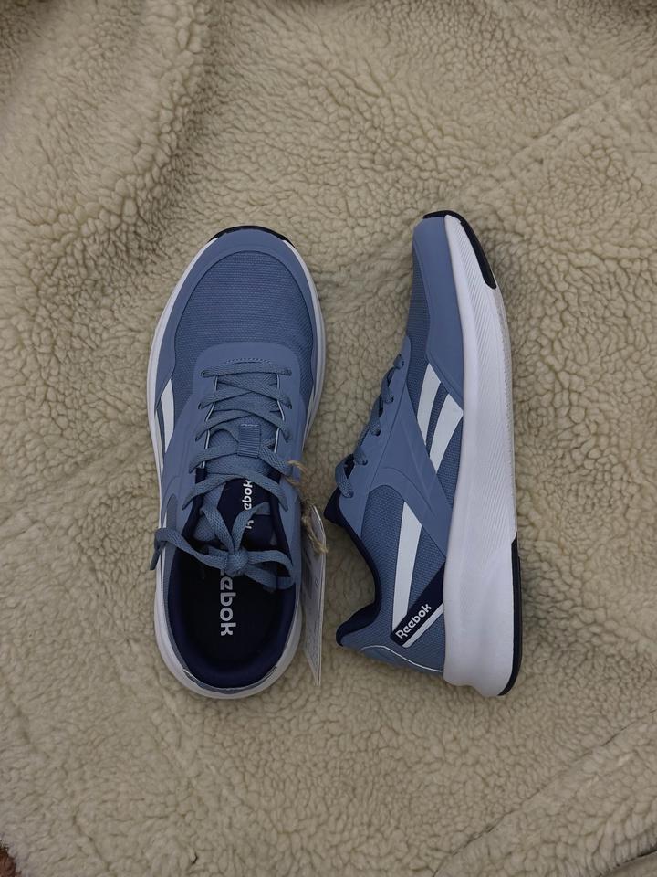 Женские кроссовки Reebok