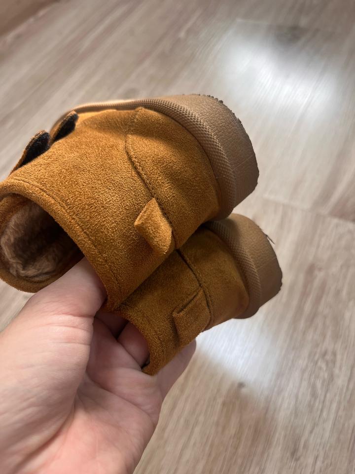 Теплые ботиночки