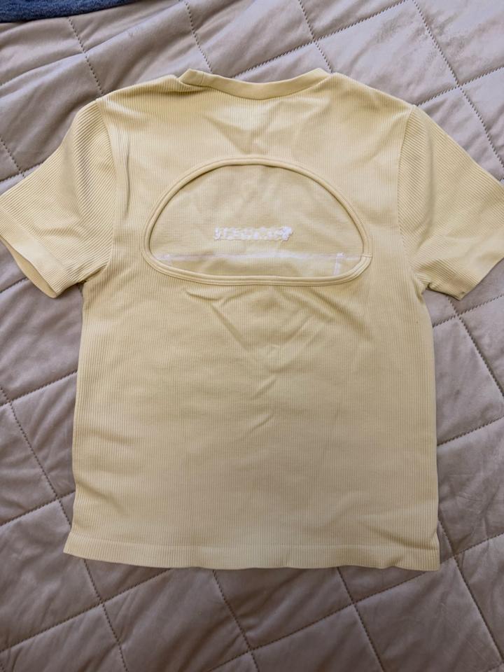 Спортивный топ