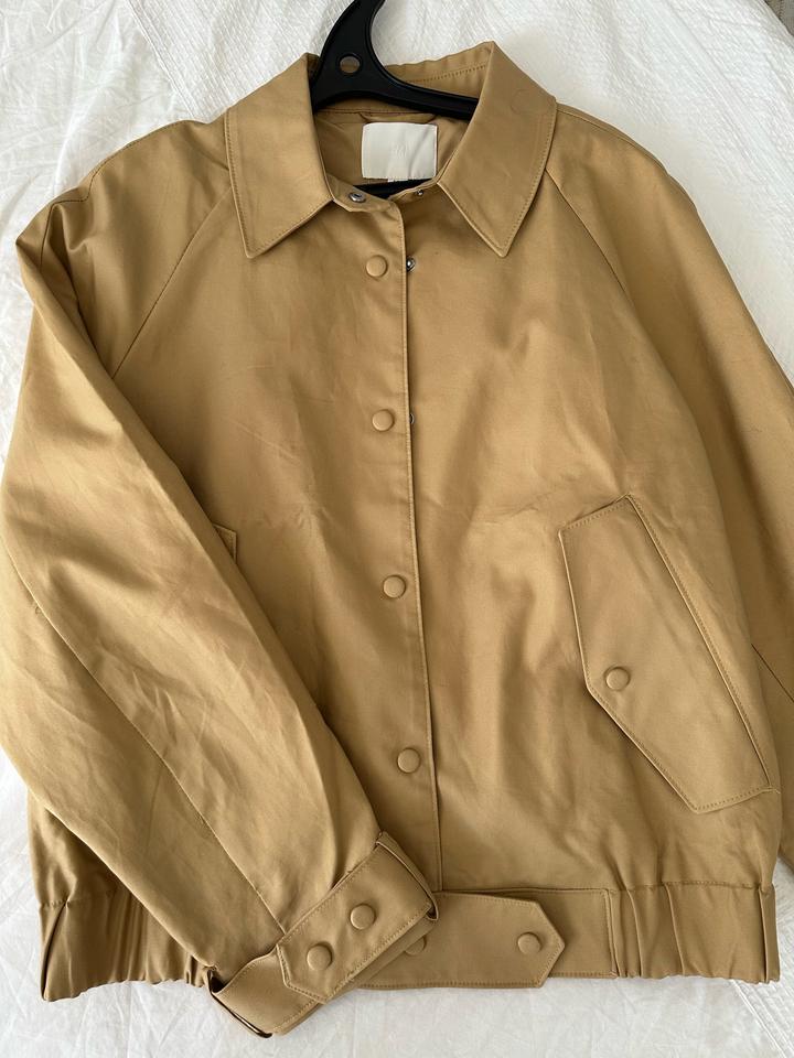 Бомбер H&M