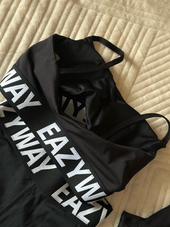 Костюм тройка EAZYWAY