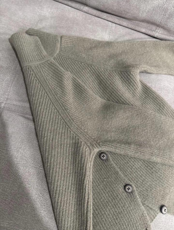 Теплый свитер