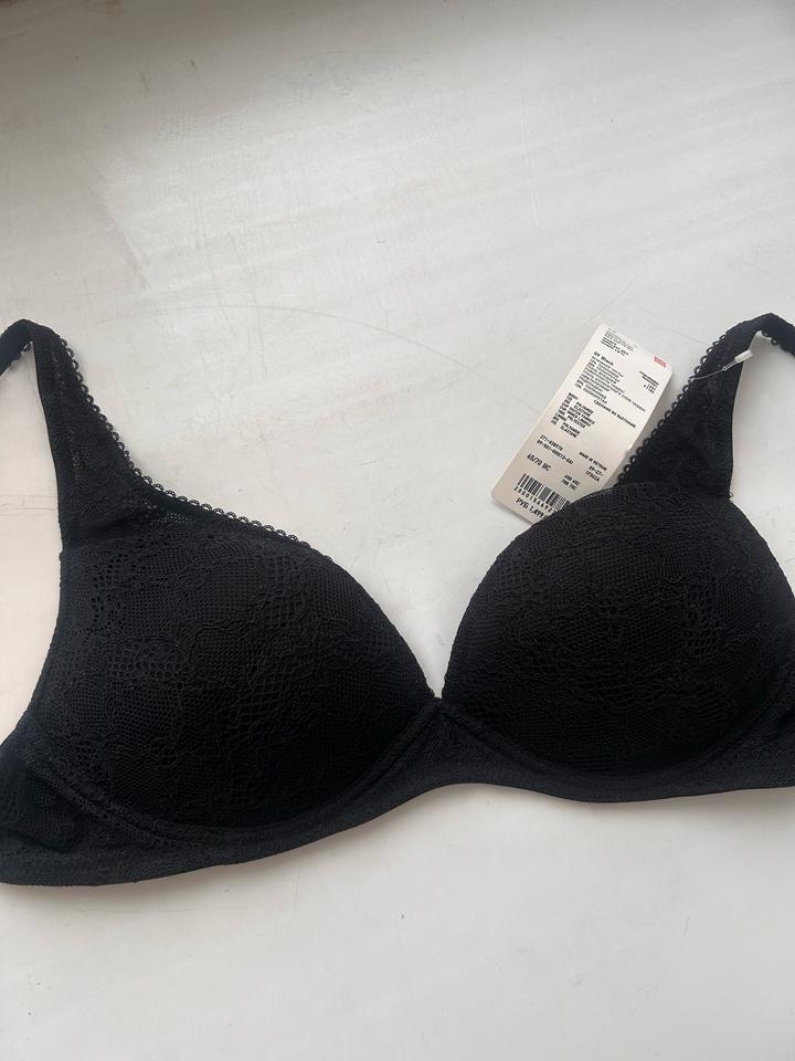 Новый бра Uniqlo