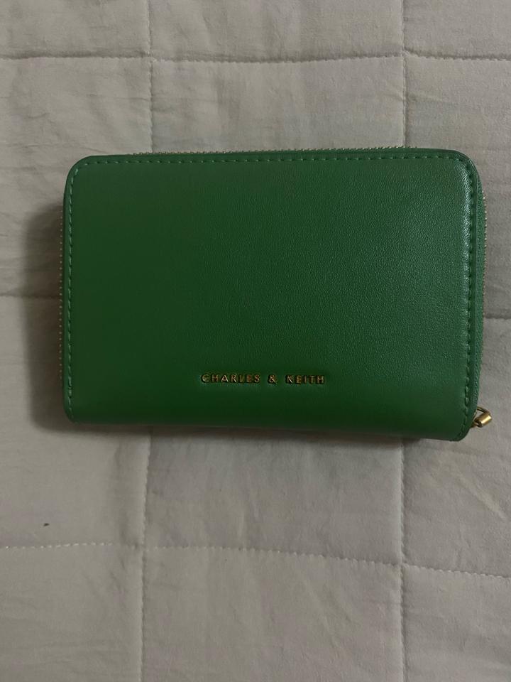 Кошелёк от Charles & Keith