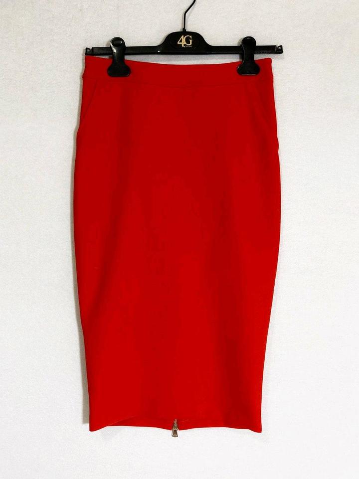 Юбка River Island Англия р 44 красная карандаш футляр с замком сзади