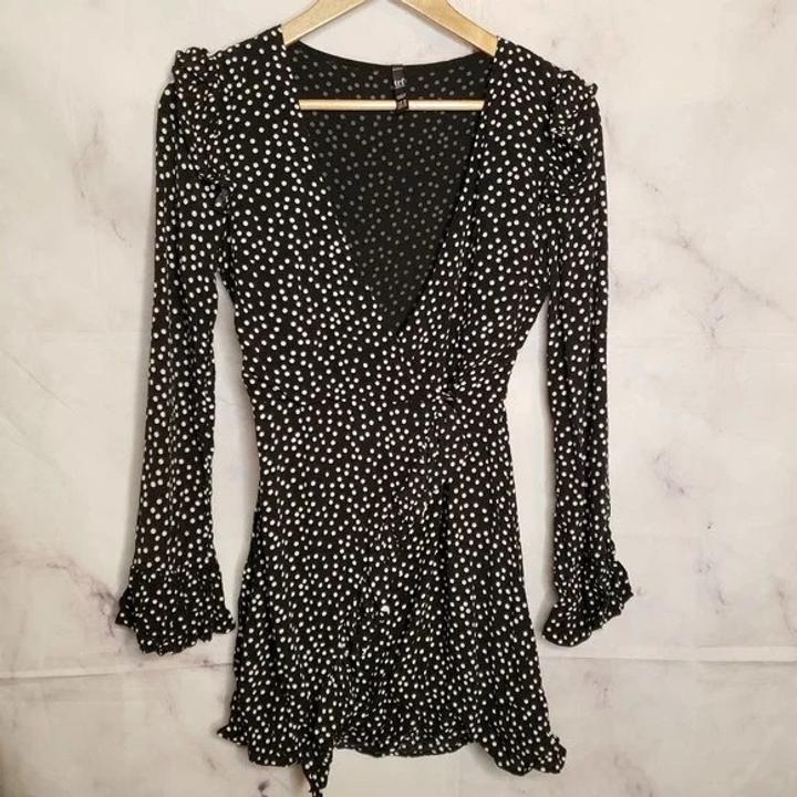 Черное платье в горошек Zara