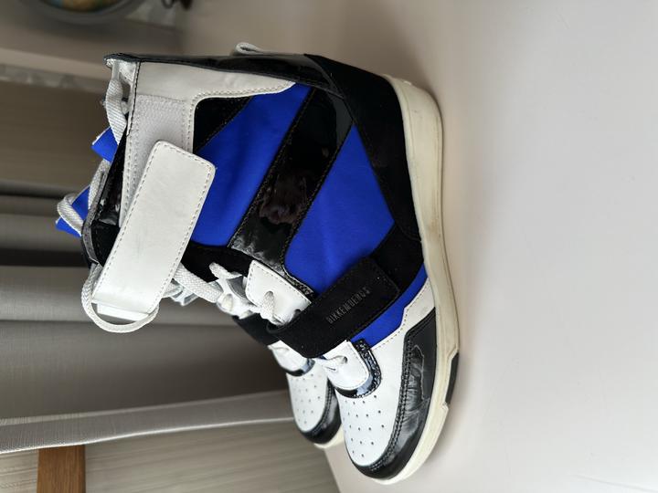 Сникерсы от Dirk Bikkembergs