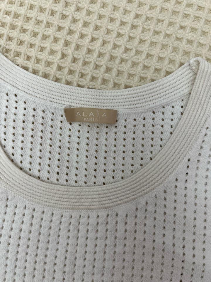 Белое платье от Alaia