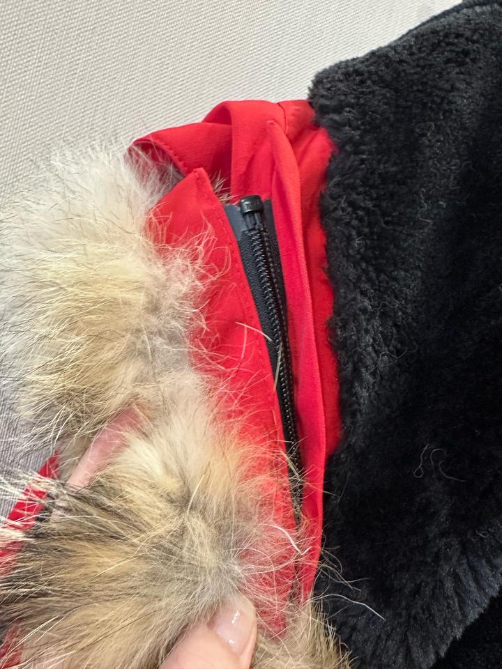 Пуховик Canada Goose оригинал