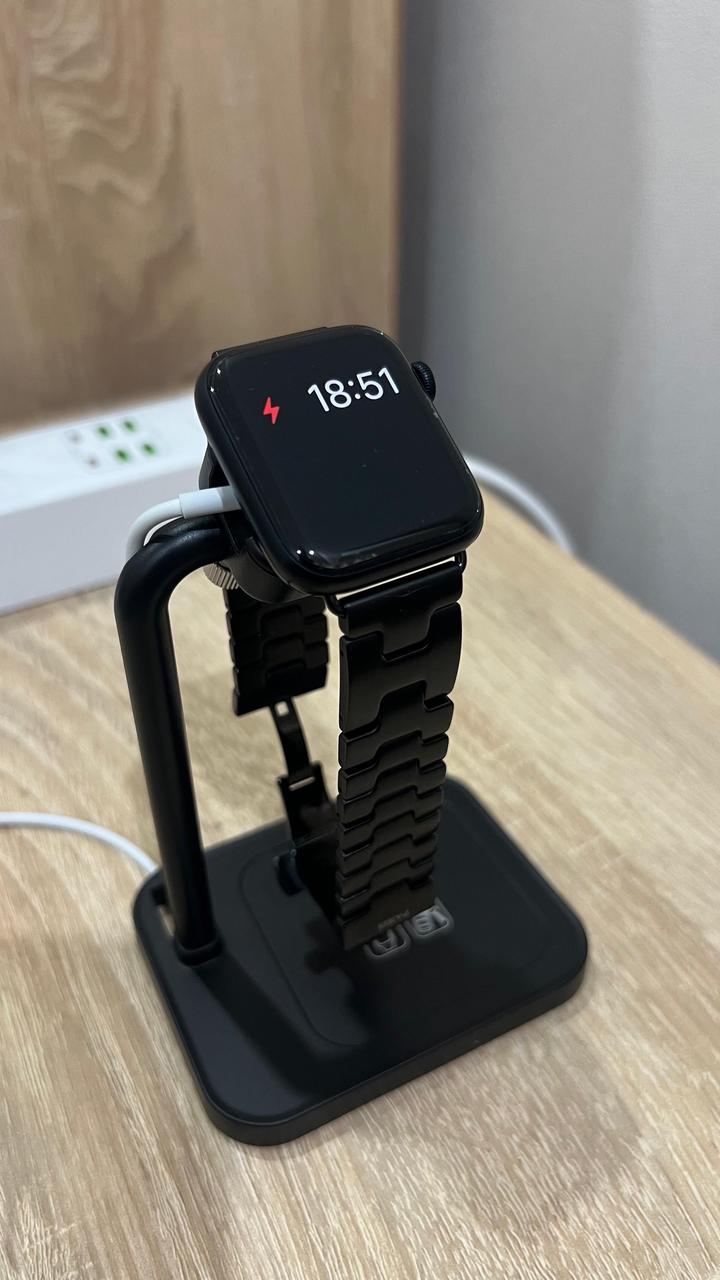 Aple Watch SE 44mm