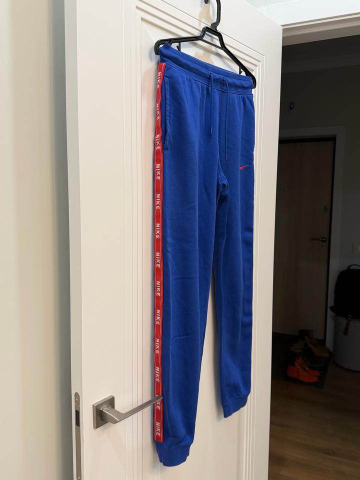 Спортивный костюм Nike