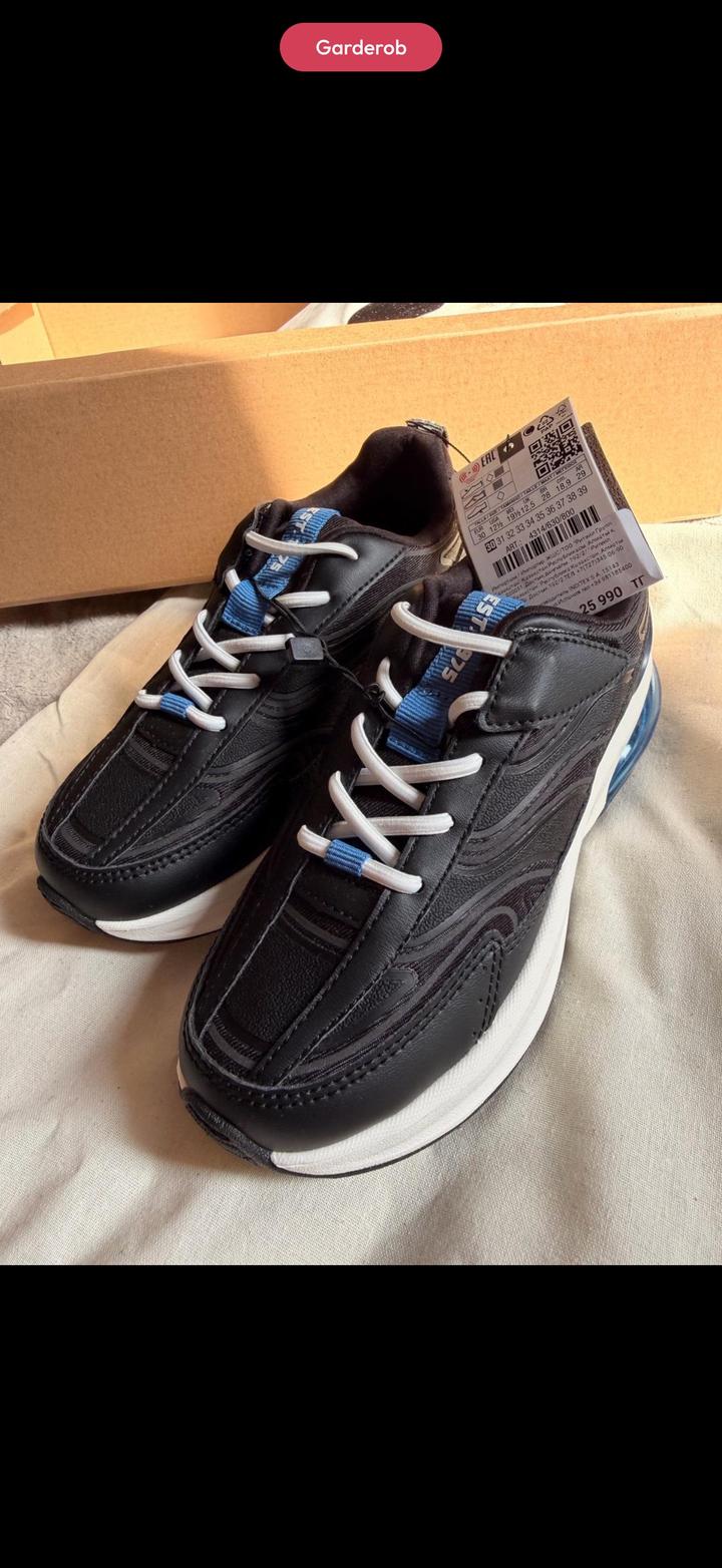 Продам кроссовки детские Zara