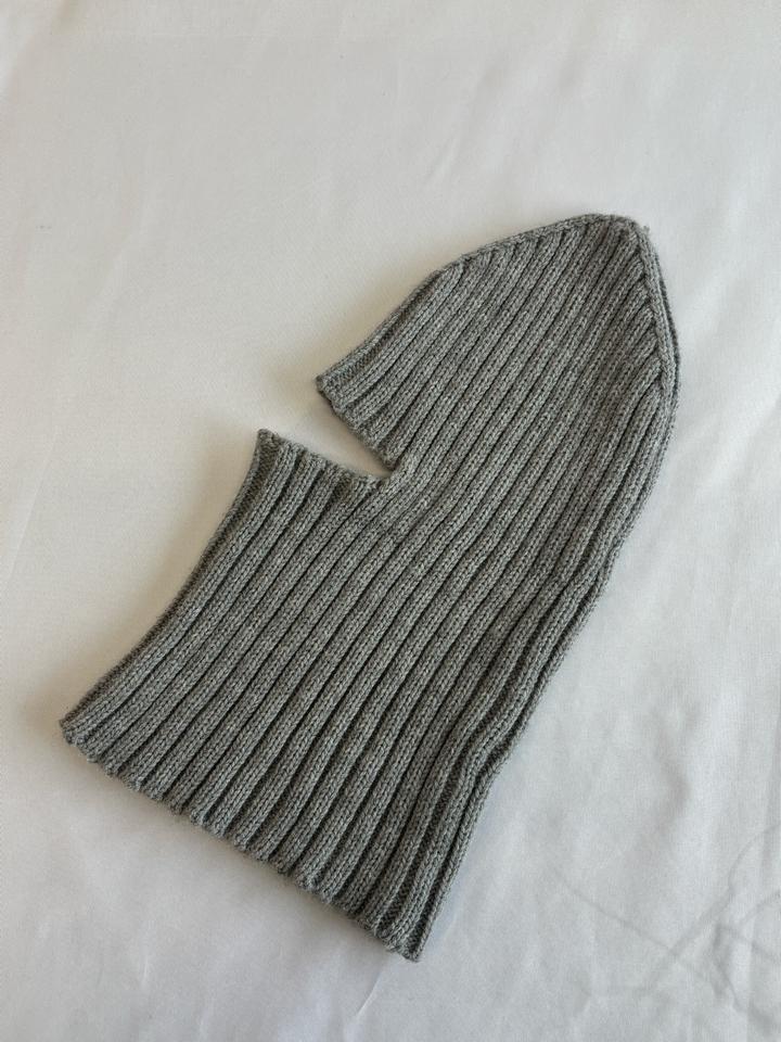 Вязаная балаклава