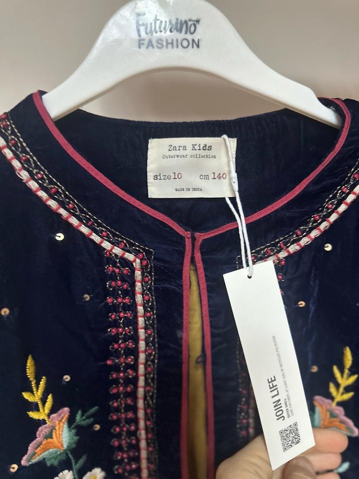Стильный жакет ZARA Kids с яркой вышивкой 🌺