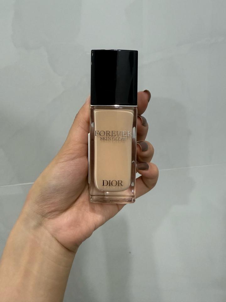 Dior forever skin glow
