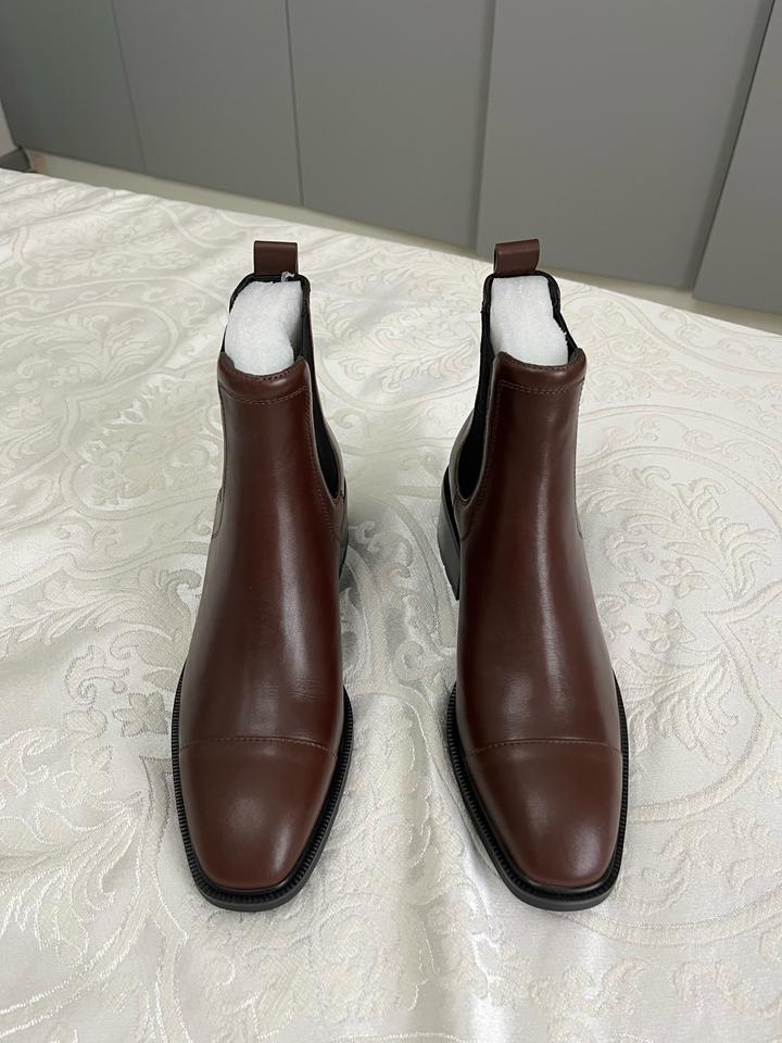 Продам новые демисезонные ботинки