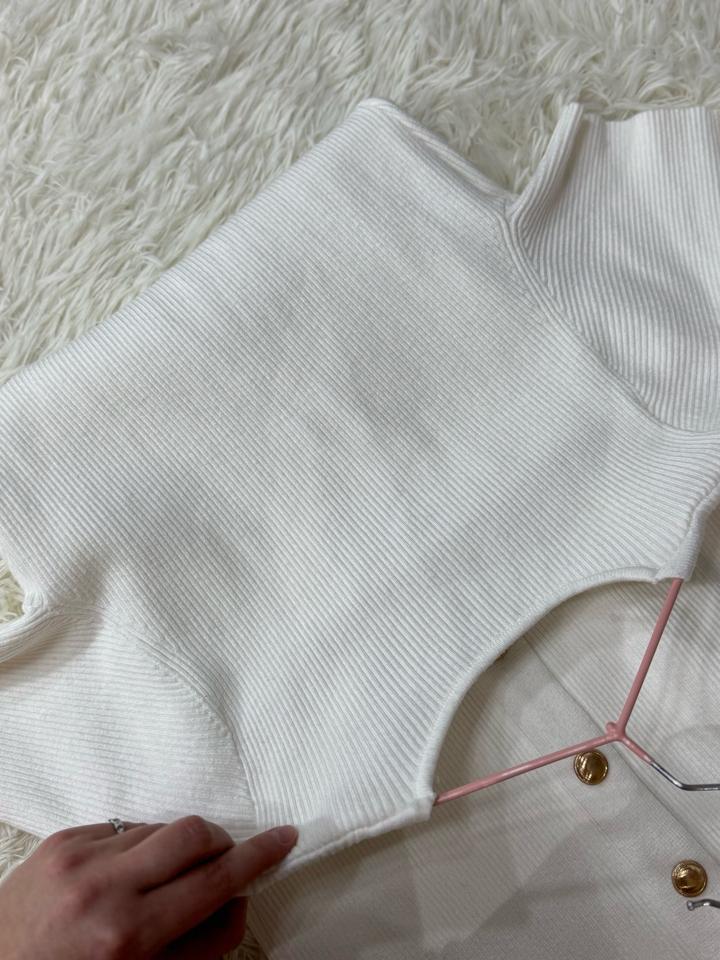 Трикотажное платье белое от Lichi